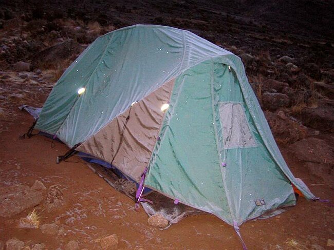 Frosty tent. Fortunately our rented sleeping-bags were excellent.