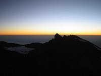 6 hours climbing, every hour three minutes break.